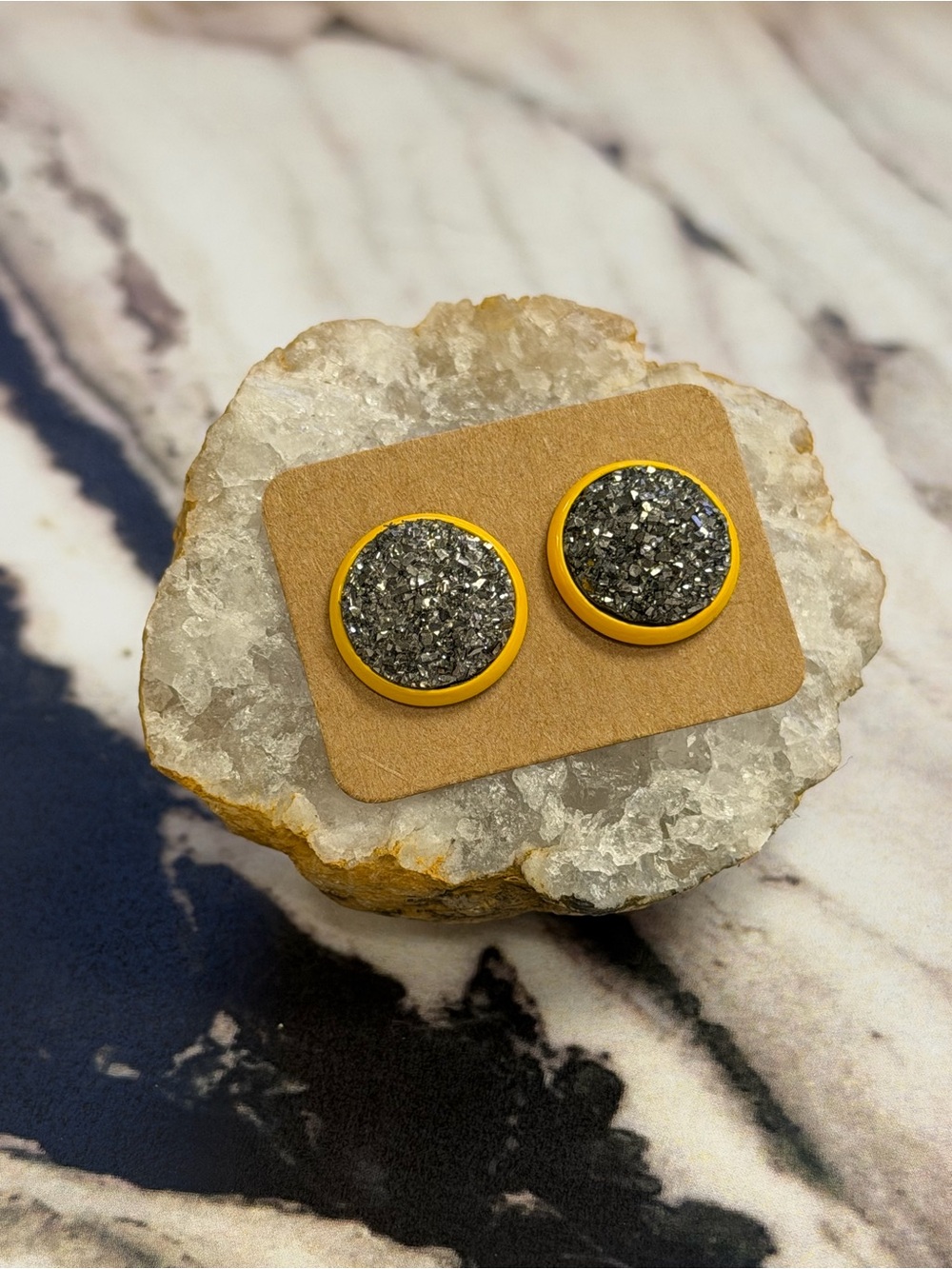 JSCatalog Metallic gunmetal Druzy on Round trays Stud Earrings